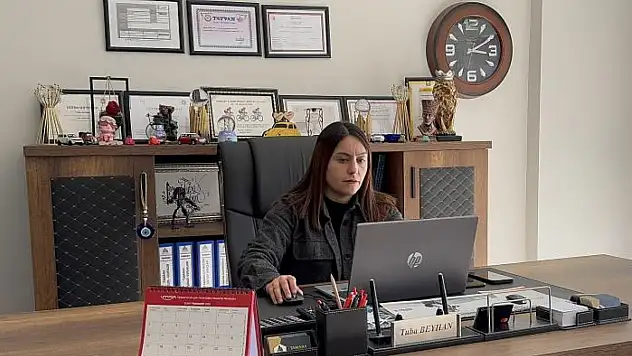 On parmağında on marifet