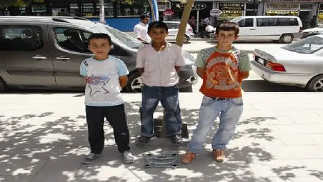 UYANIK ÇOCUKLARIN ORTAKLIK TAKTİĞİ