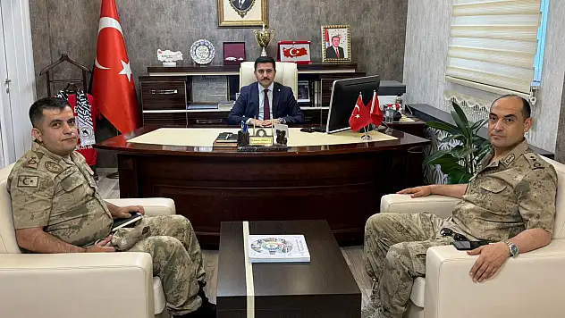 Özalp'ta Jandarma Komutanlığında görev değişimi