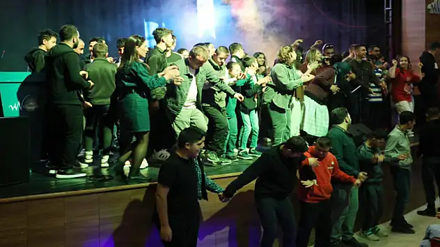 Özel gereksinimli çocuklar gönüllerince eğlendi