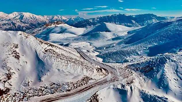 Pervari-Van yolu ulaşıma kapandı