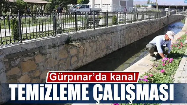 Gürpınar'da kanal temizleme çalışması