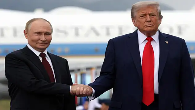 Putin ve Trump, telefonda görüştü