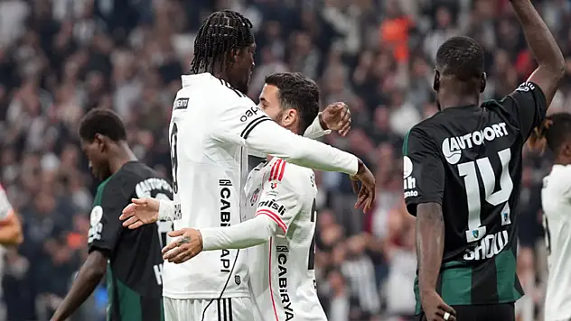 Rafa Silva gollerine devam ediyor