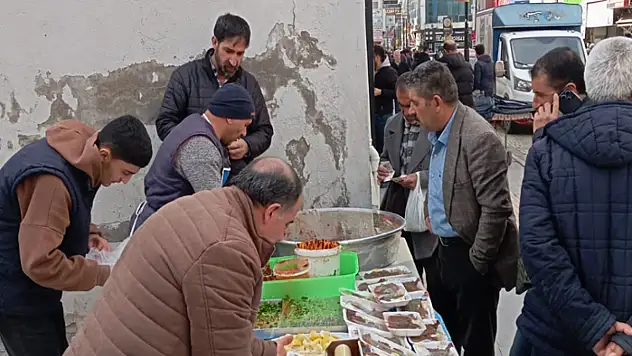 Ramazan'da çiğ köfte satışları arttı