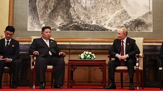 Rusya Devlet Başkanı Putin, Kuzey Kore lideri Kim ile bir araya geldi