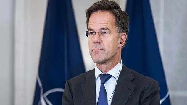 Rutte: Ukrayna, ABD yardımı almadan yapamaz