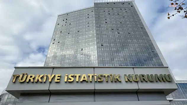 Sabit hat internet kullanan girişimlerin yüzde 8,6'sı 1 Gbit/s ve üzeri hızda bağlantı kullandı