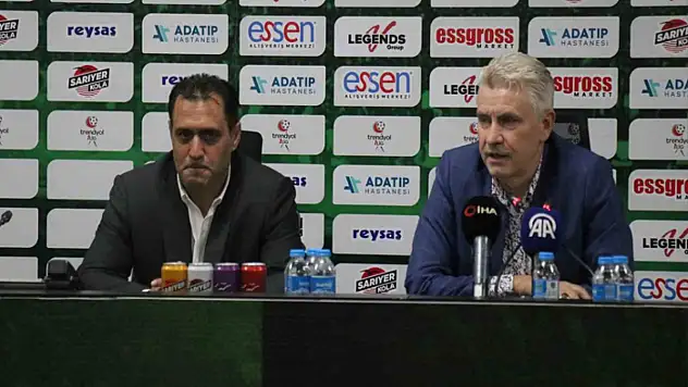 Sakaryaspor'da Serhat Sütlü için imza töreni düzenlendi