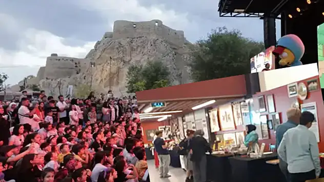 Sanatın kalbi Van Kültür Yolu Festivali'nde atıyor