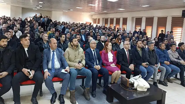 Seçimde görev alacaklar için eğitim toplantısı yapıldı