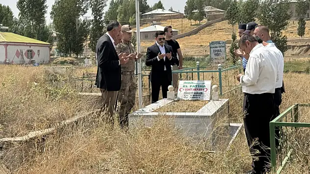 Şehit Zübeyt Güler'in kabrine ziyaret