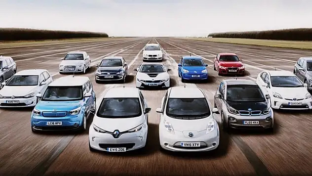 Sıfır araba alımları durma noktasına geldi