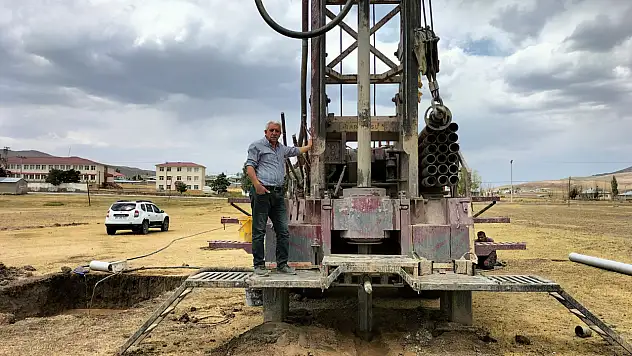 Sırımlı Mahallesi'nin günlük 800 metreküp su sevinci: Vansesi 21 yıllık sorunu çözdü