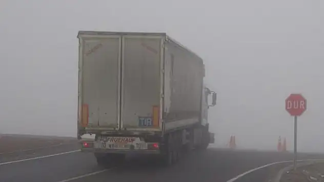 Sis, sürücülere zor anlar yaşattı