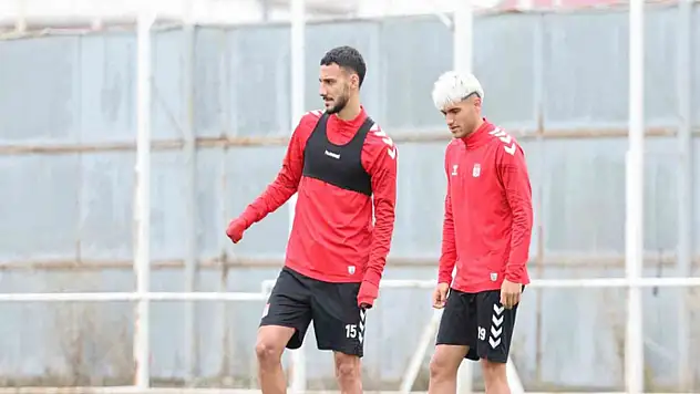 Sivasspor, teknik direktörsüz çalıştı