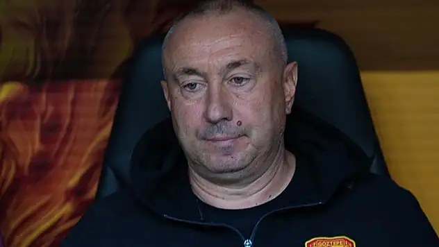 Stanimir Stoilov: Takımım her zaman kırmızı karta kadar olan o futbolu sahada sergilemeli