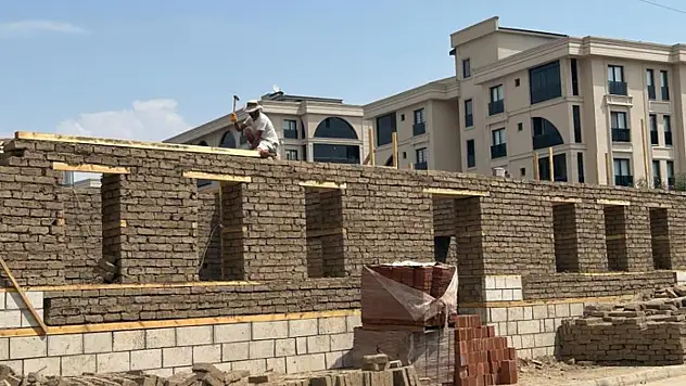 Tahir Paşa Konağı yeniden inşa ediliyor