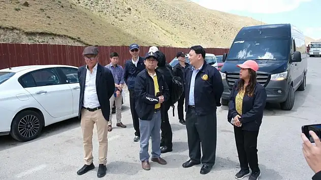 Taylandlı üst düzey heyet Kapıköy Gümrük Kapısı'nda