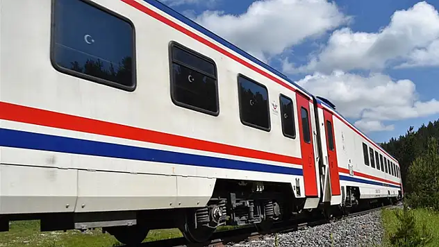 TCDD otlarla mücadele kapsamında tren yollarında ilaçlama yapacak