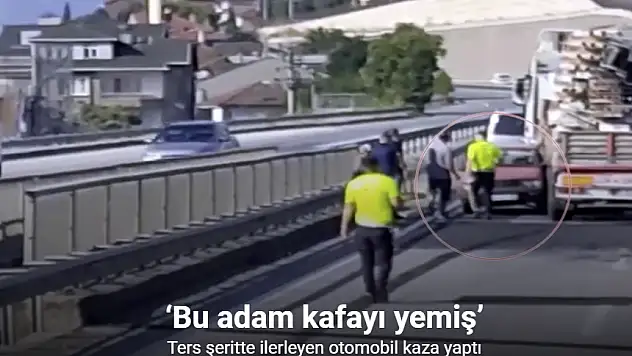 Ters şeritte ilerleyen otomobil kaza yaptı