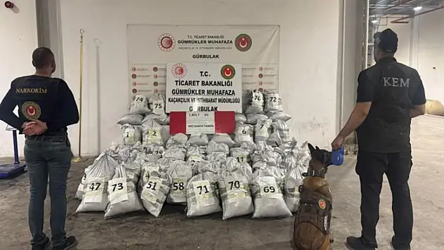 Ticaret Bakanlığı, Gürbulak'ta 1 ton 870 kilo uyuşturucu ele geçirdi