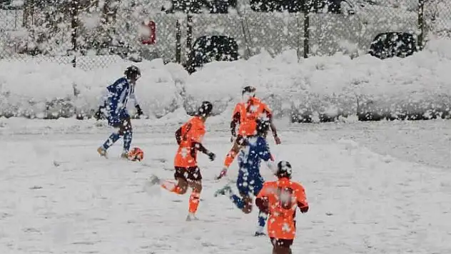 Trabzonspor, deplasmanda Hakkarigücü'nü 2-1 mağlup etti