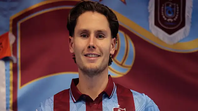 Trabzonspor, Mathias Lovik ile 4.5 yıllık sözleşme imzaladı