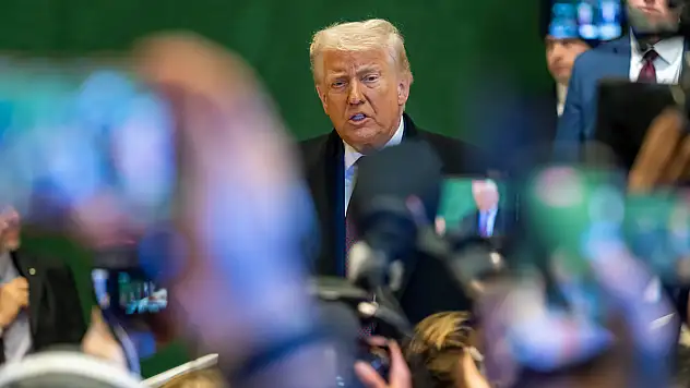 Trump: İran'a doğru giden büyük bir filomuz var, ne olacağını göreceğiz