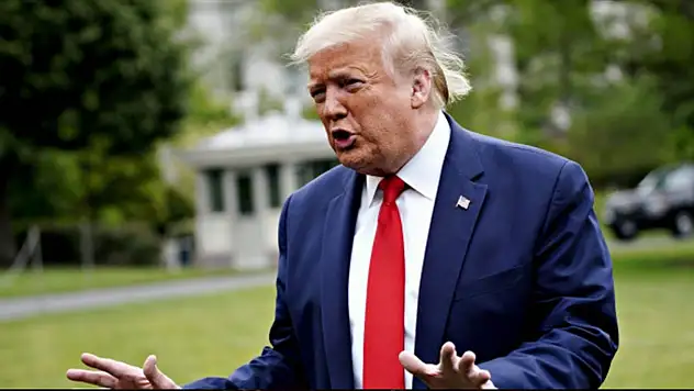 Trump, Kolombiya Devlet Başkanı Petro ile telefonda konuştuğunu duyurdu