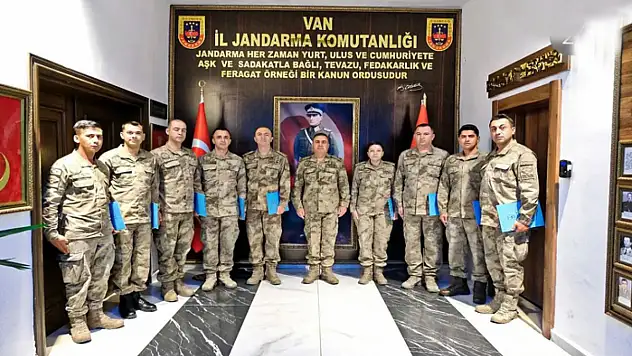 Tuğgeneral Avkıran, başarılı personelleri ödüllendirdi