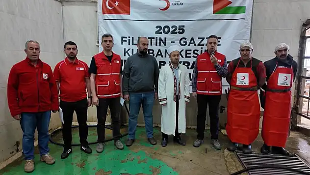 Türk Kızılay yurt içinde ve 22 ülkede kurban kesimlerine başladı