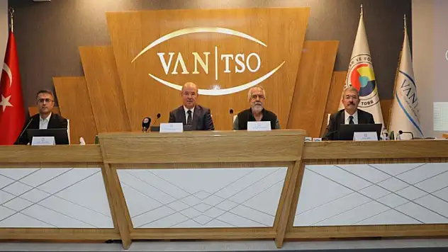 Türkiye'de barışın toplumsal, siyasal ve ekonomik boyutları masaya yatırıldı