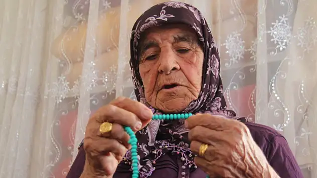 Türkiye'nin en yaşlı kadını 131 yaşında hayatını kaybetti