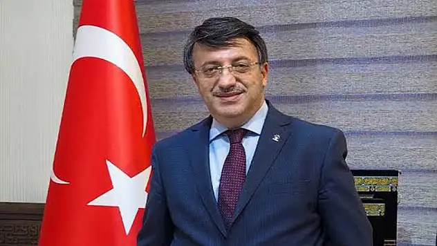 Türkmenoğlu'ndan Van'a tramvay müjdesi