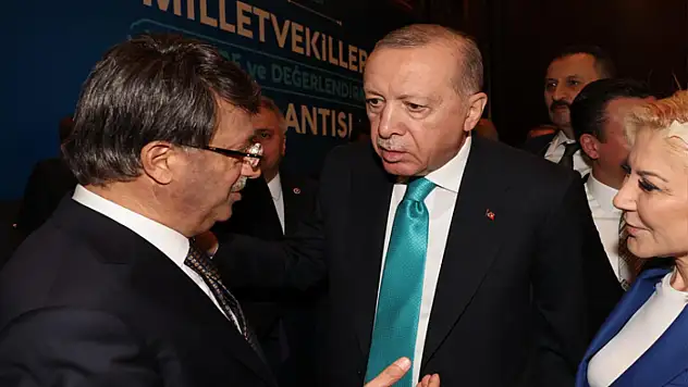 Türkmenoğlu, Van'ın sorunlarını Cumhurbaşkanı Erdoğan'a aktardı