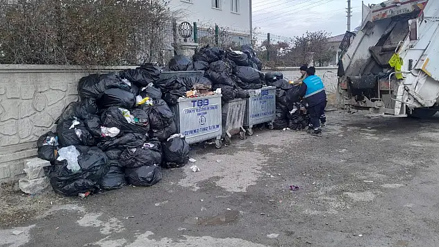 Tuşba'da Mahallelerde kapsamlı temizlik çalışması