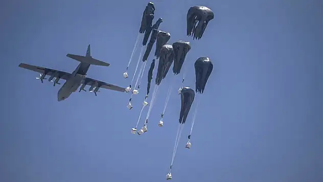 Ürdün ve BAE'den Gazze Şeridi'ne havadan yardım