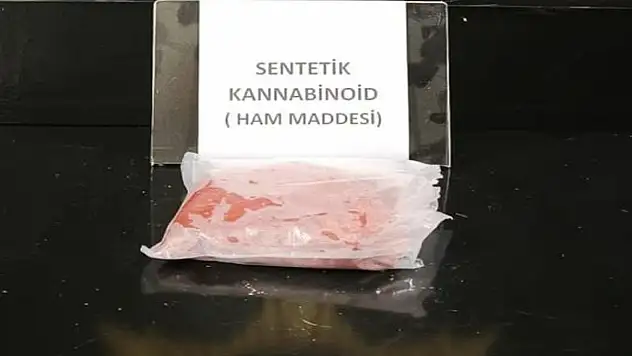 Uygulama noktasında uyuşturucu darbesi