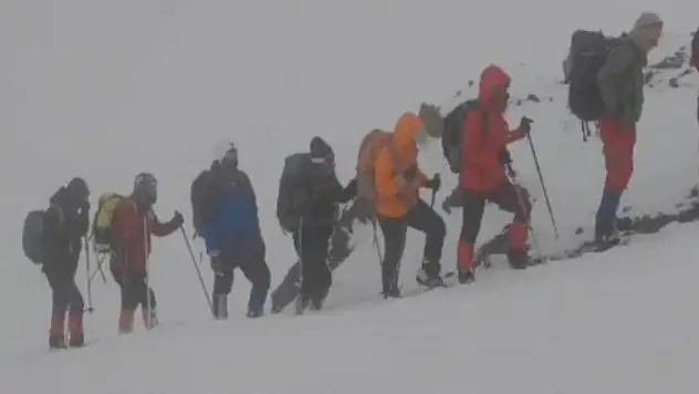 Vadi Doğa Sporları Kulübü ekibi Hayal Dağı'na tırmandı