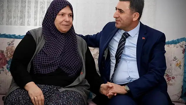 Vali Aygöl, Van'da şehit olan askerin ailesini ziyaret etti