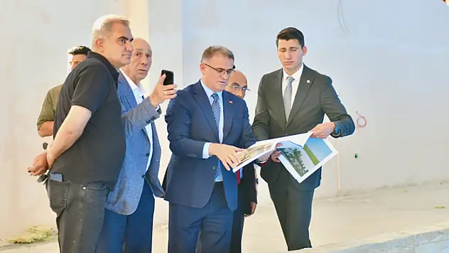 Vali Balcı, Buz Pateni Sarayı inşaatını inceledi