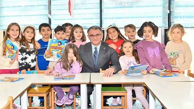 Vali Balcı'dan Van Gölü Anaokuluna ziyaret