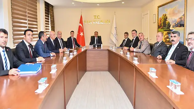 Vali Balcı, İlçe Ziraat Odası başkanlarıyla bir araya geldi