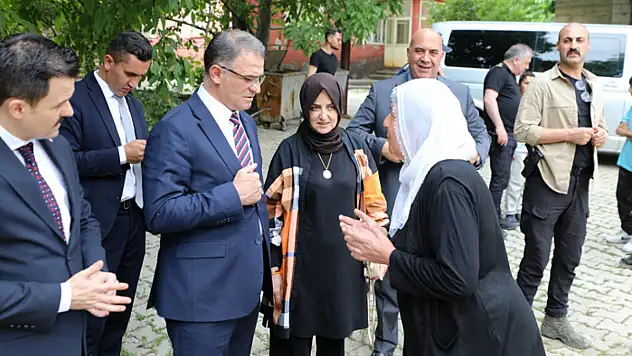 Vali Balcı ve Orhan'dan Bahçesaray'a ziyaret