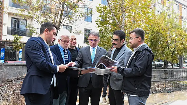 Vali Balcı, Yeni İl Halk Kütüphanesi ve Bebek, Çocuk Kütüphanesi inşaatında incelemelerde bulundu