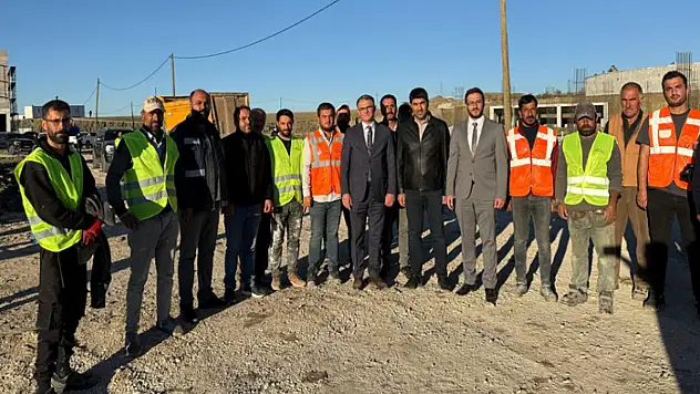 Vali Balcı, yeni sebze hali inşaatında incelemelerde bulundu