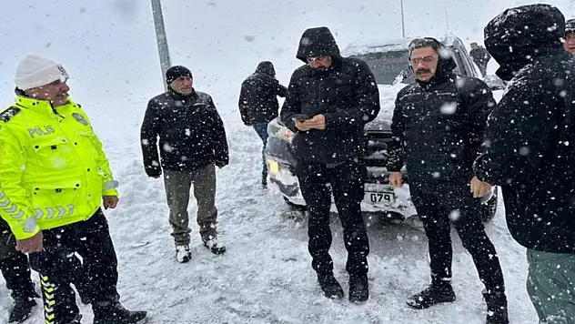 Vali Çelik'ten çığ uyarısı