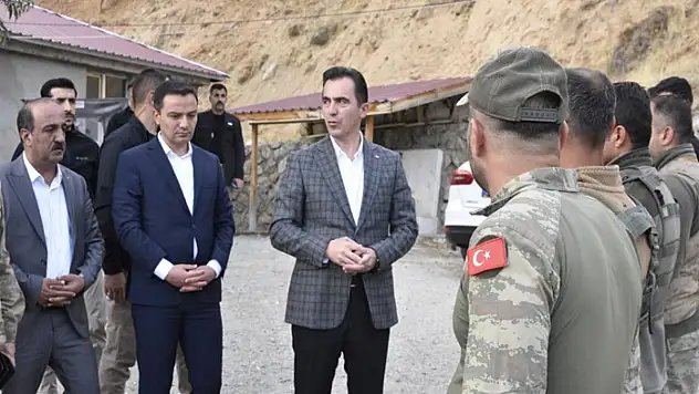 Vali Karakaya köylerdeki yatırımları inceledi