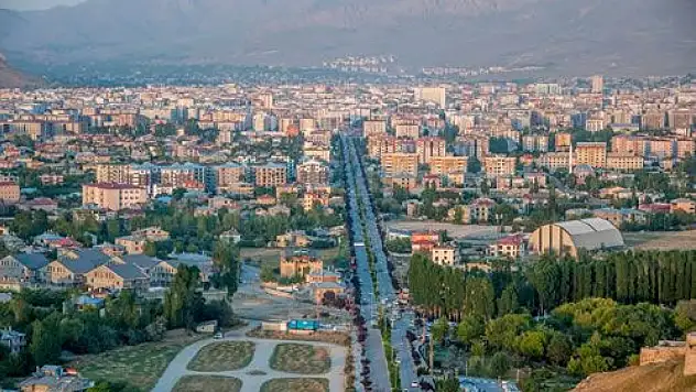 Van'a 5 yeni atama gerçekleştirildi! Vanlıları yakından ilgilendiriyor...